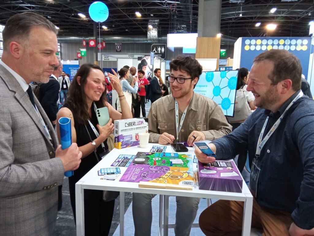 Image jeu collectif mallette Cyberludik